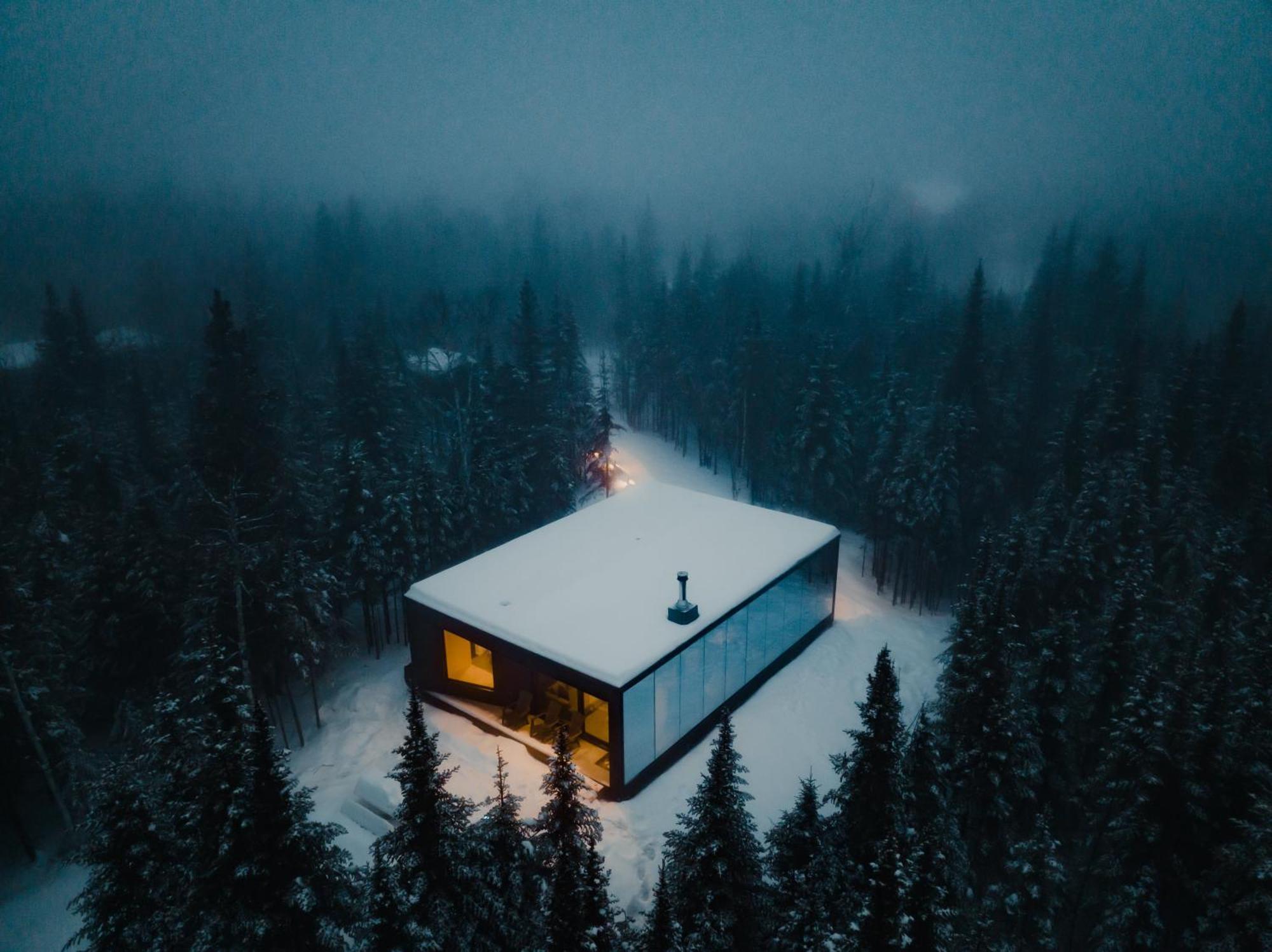 Reflexion Charlevoix - Maisons Miroirs Петіт-Рів'єр-Сен-Франсуа Екстер'єр фото